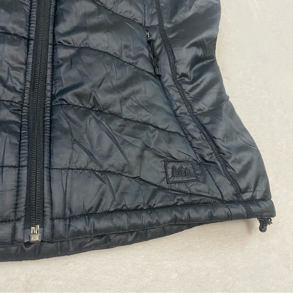 REI Puffer Vest Women's M Black Full Zip Primaloft Pertex Quantum Eco Polyester - Picture 3 of 9